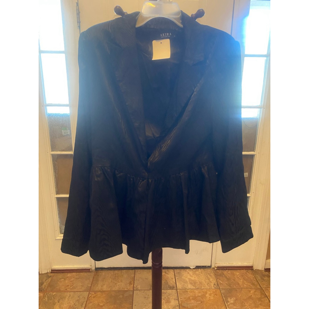 Women's AKIRA Black peplum style Blazer XL
